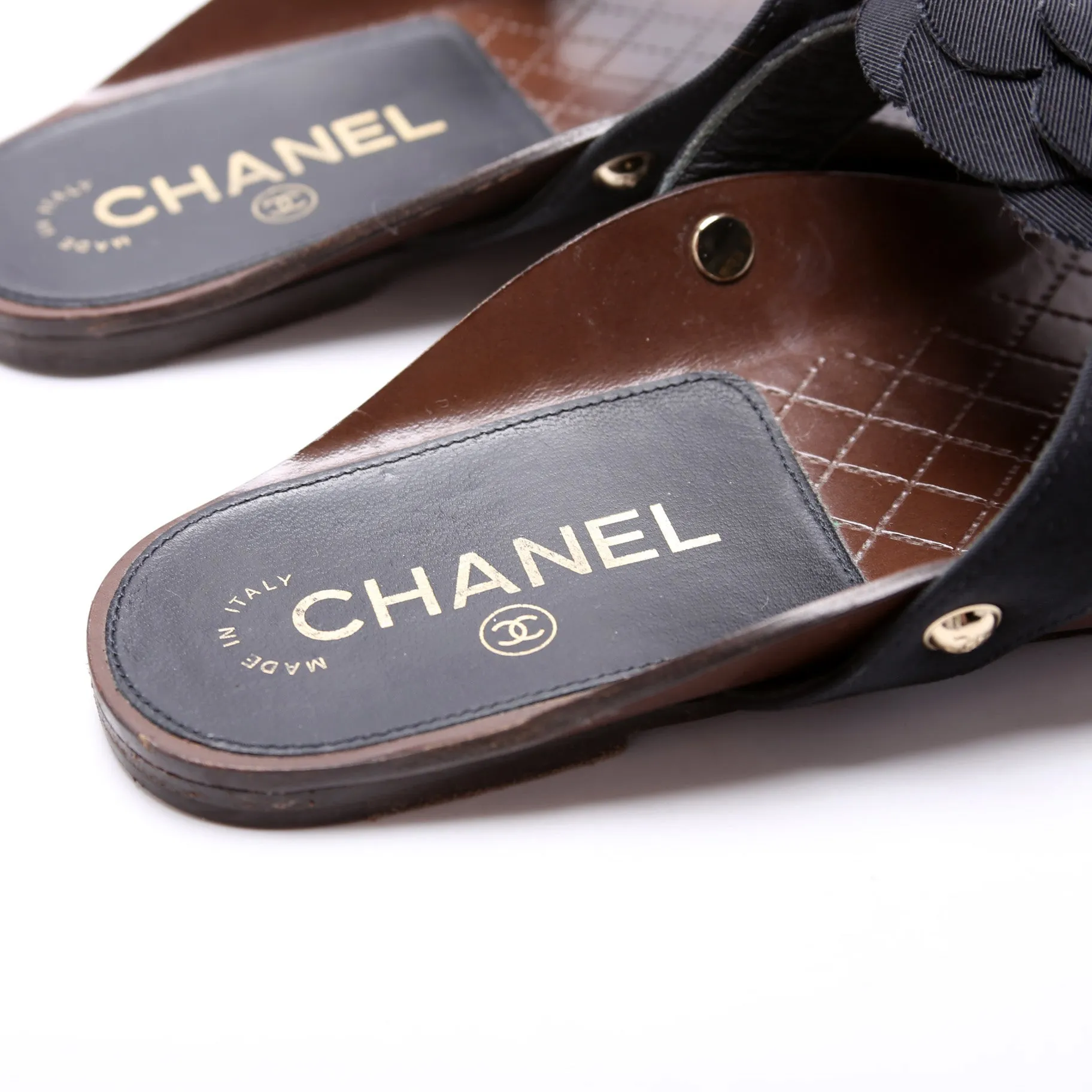 Camellia Cloth T-Strap Sandals Size 39