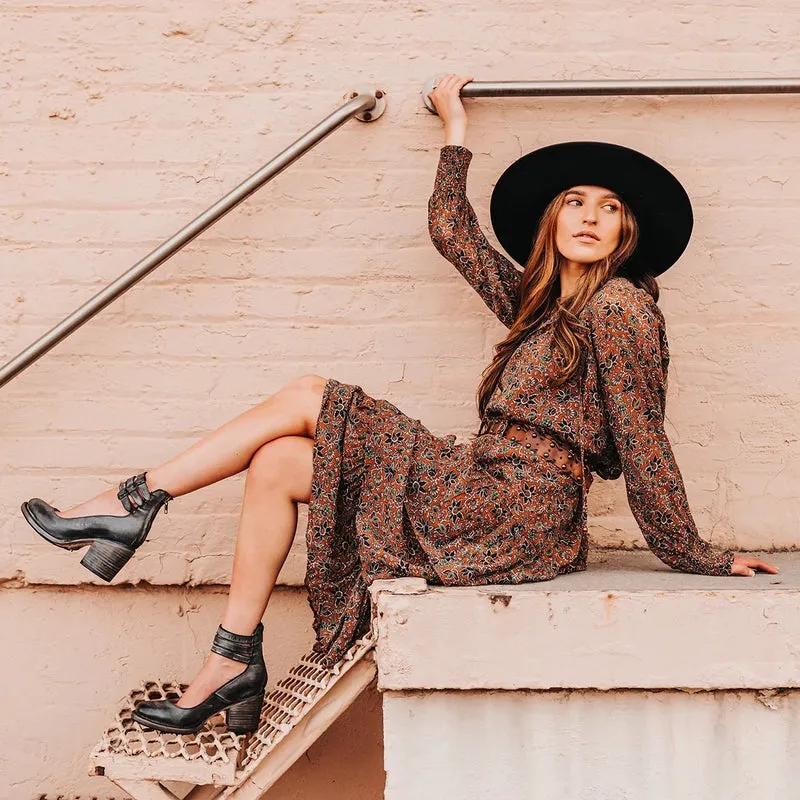 Elegant Belt Buckle Strap Mary Jane Shoes