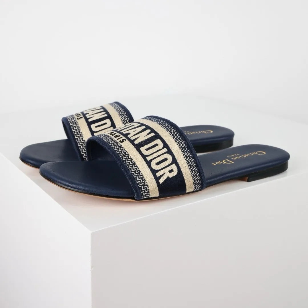 Embroidered Fashion Flat Slippers