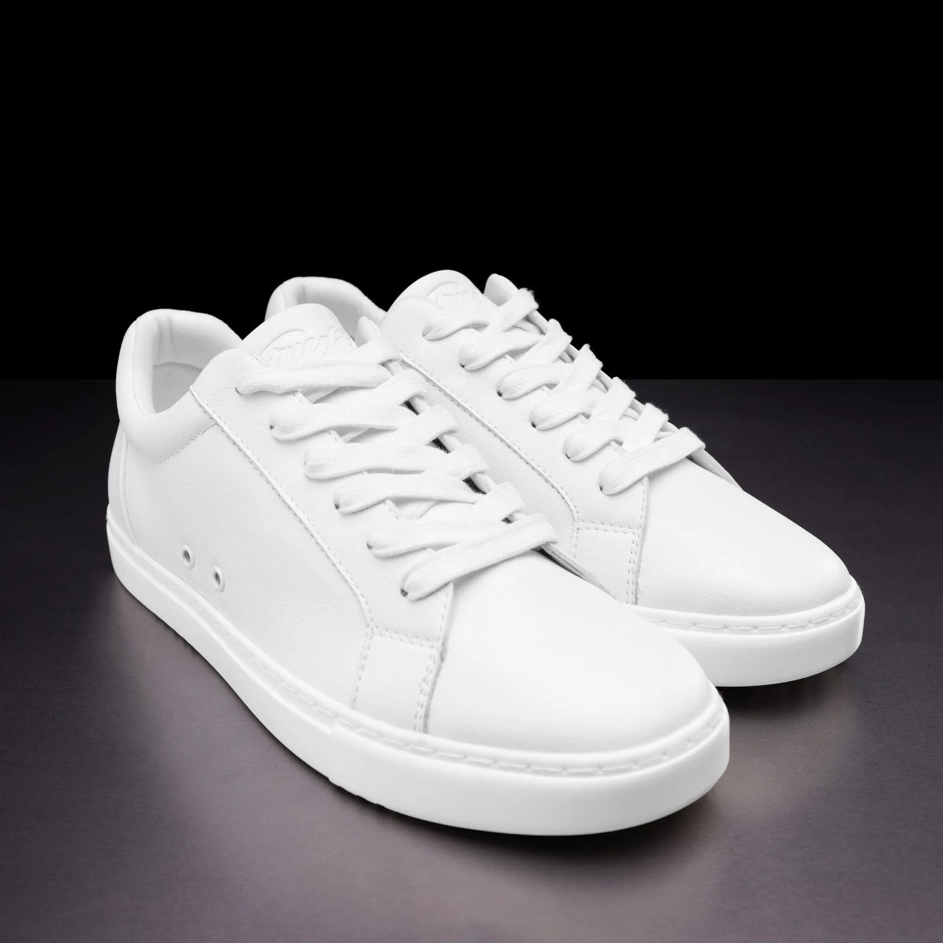 Fuego dance shoes- Low-top | White (In-Store)