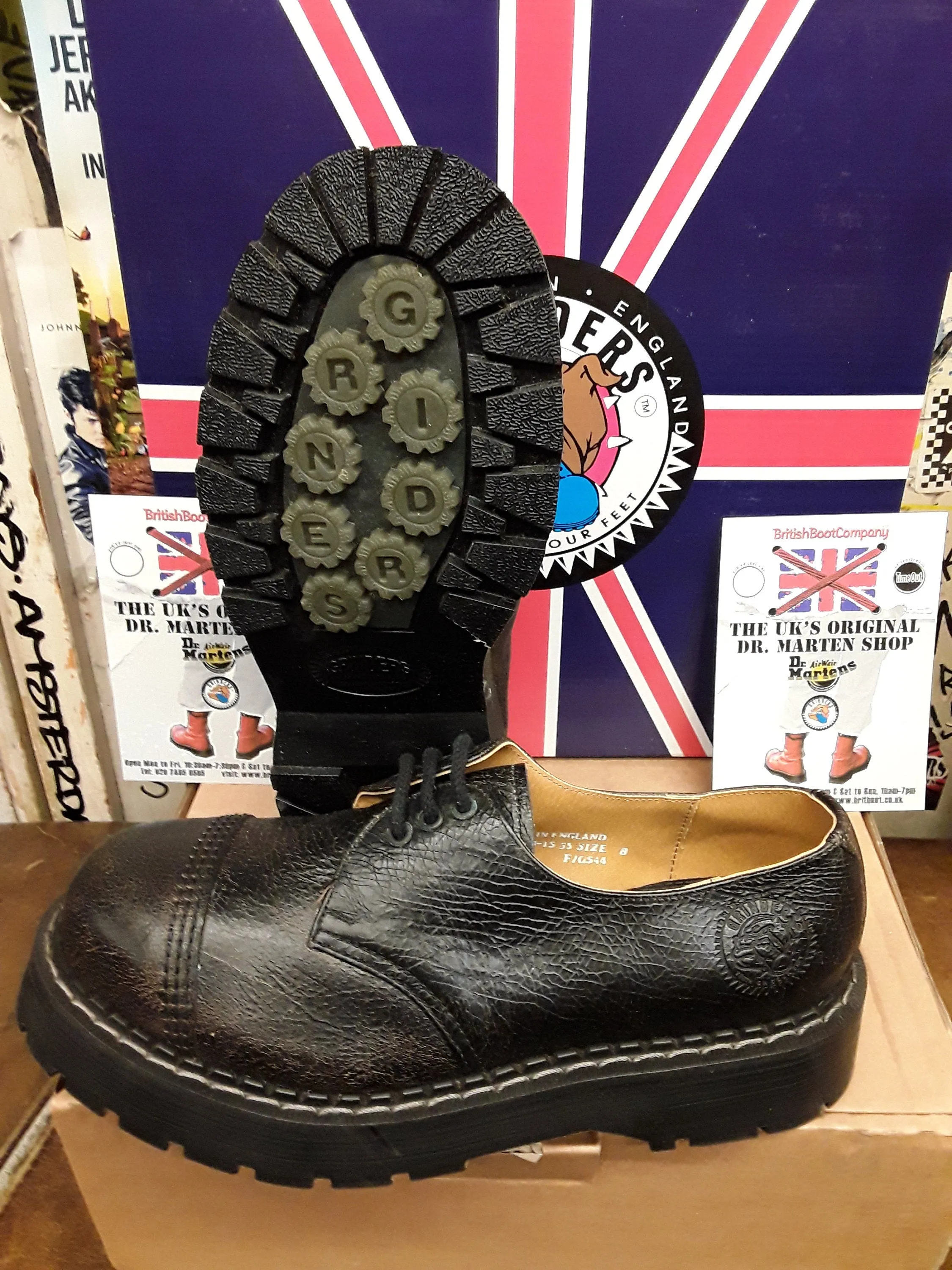 Grinders Boxer Made in England  3 Hole Black Crackle Steel Platform