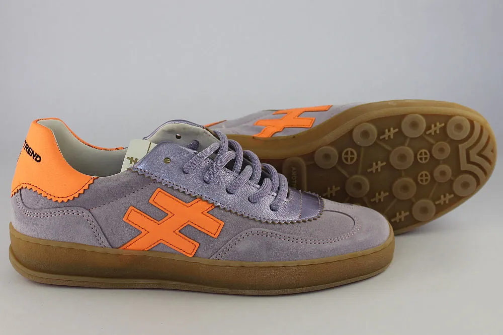 'Iconic II' in Lavender