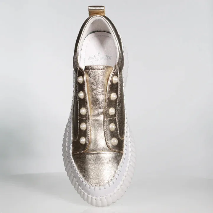 Minx Pearlzie Sneakers - Gold/White Smooth Trim