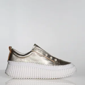 Minx Pearlzie Sneakers - Gold/White Smooth Trim