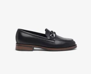 NeroGiardini black leather loafer with chain detail