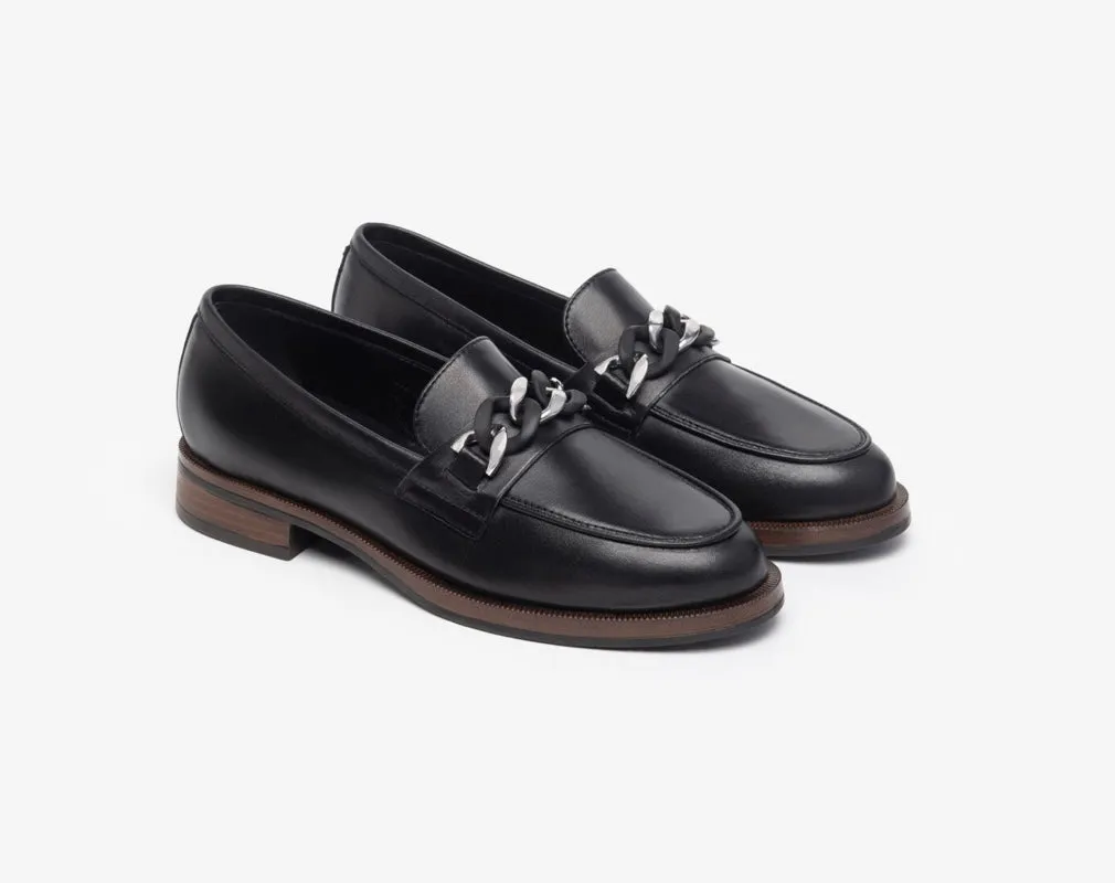 NeroGiardini black leather loafer with chain detail