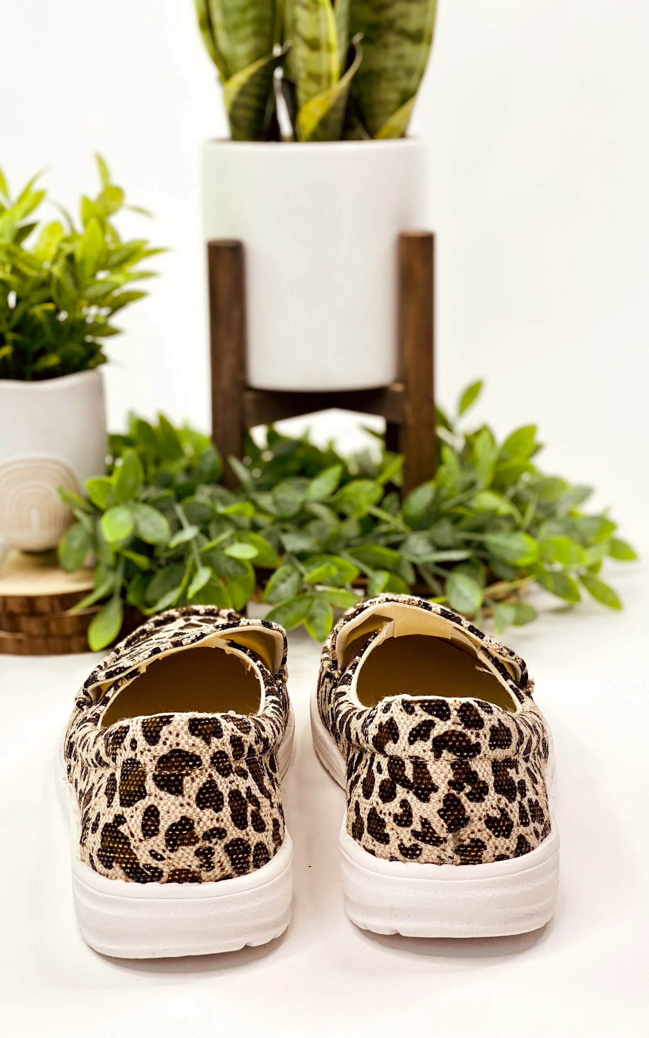 Not Rated Maya Sneakers in Leopard