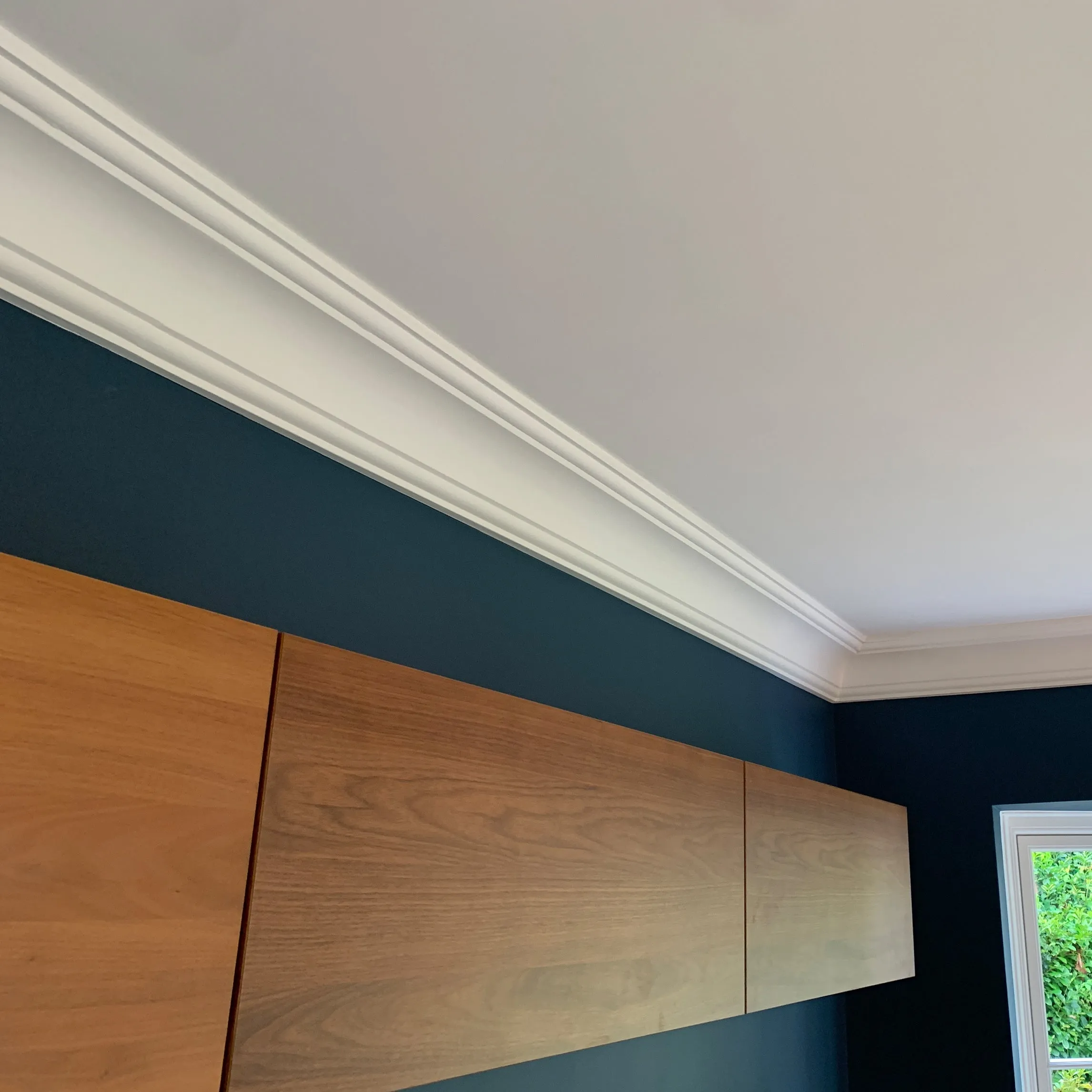 Plaster Coving Plain Run 150mm Drop LPC050