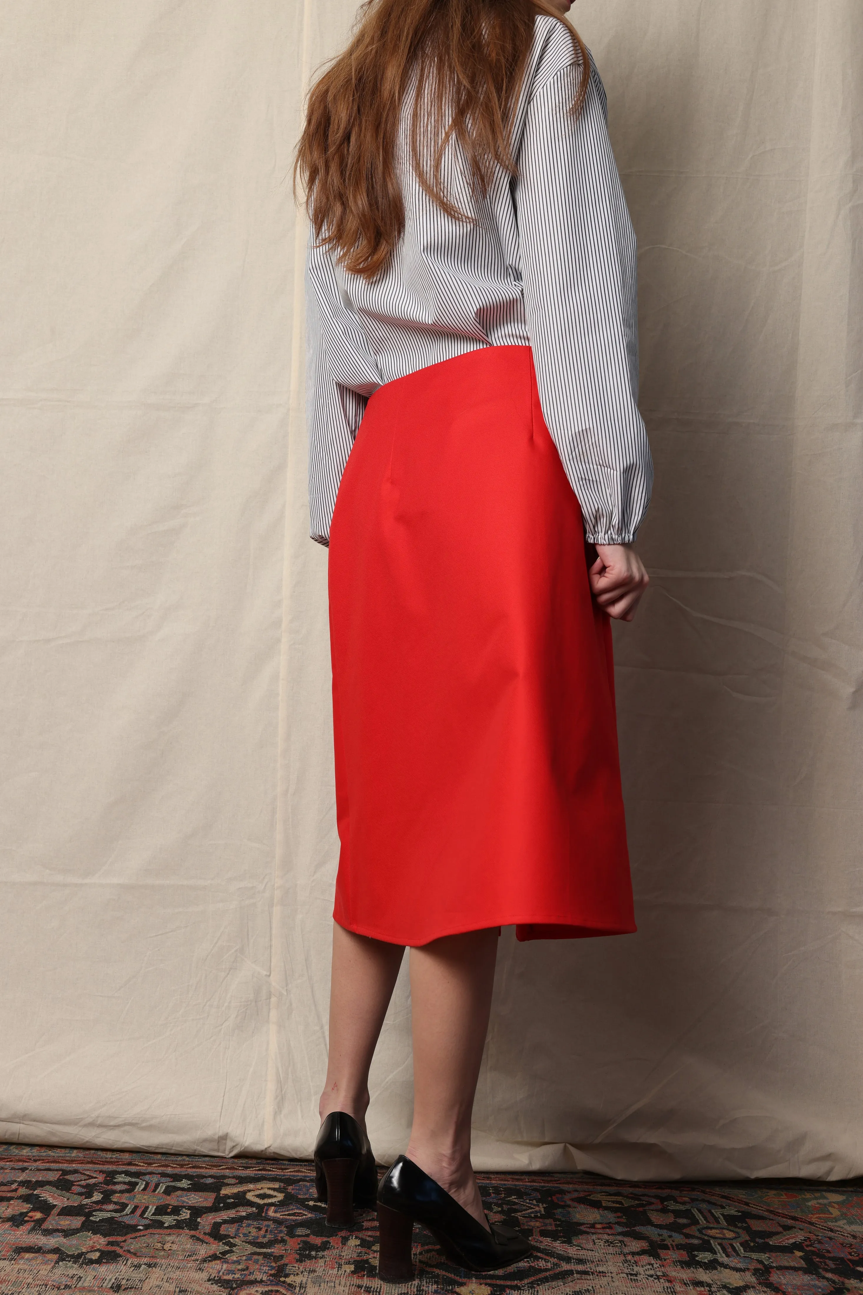 Skirt. Shell. Red