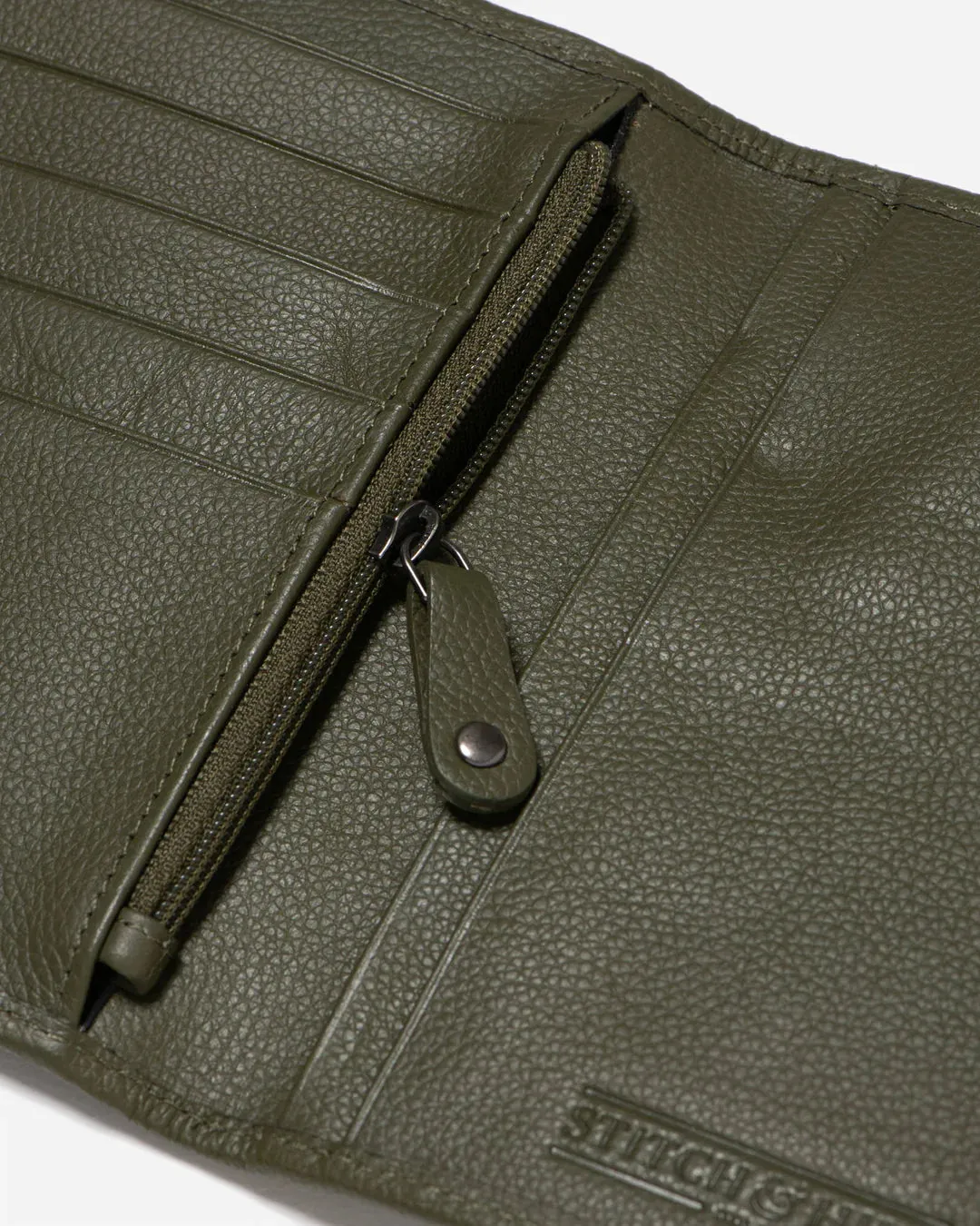 STITCH & HIDE - ATLAS PASSPORT COVER